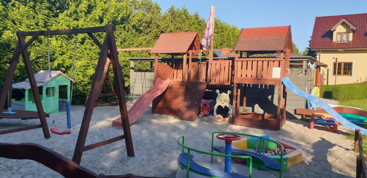 Dom Goscinny Vollare Ujście-Darłowskie Kültér fotó